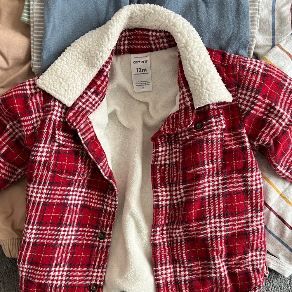 Carter's Toddler Boy 12M Bundle - Picture 4 of 5